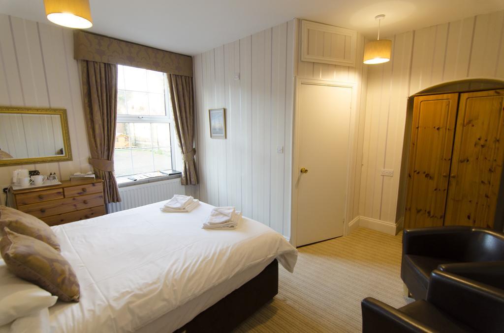 Arundel House Bed & Breakfast Whitby Ngoại thất bức ảnh